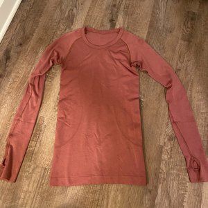 Lulu Lemon Swiftly tech Long sleeve